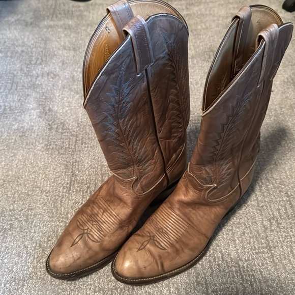 Tony Lama Other - Tony Lama Brown Leather Cowboy Boots Mens 10D pointed toe feathers Western Rodeo